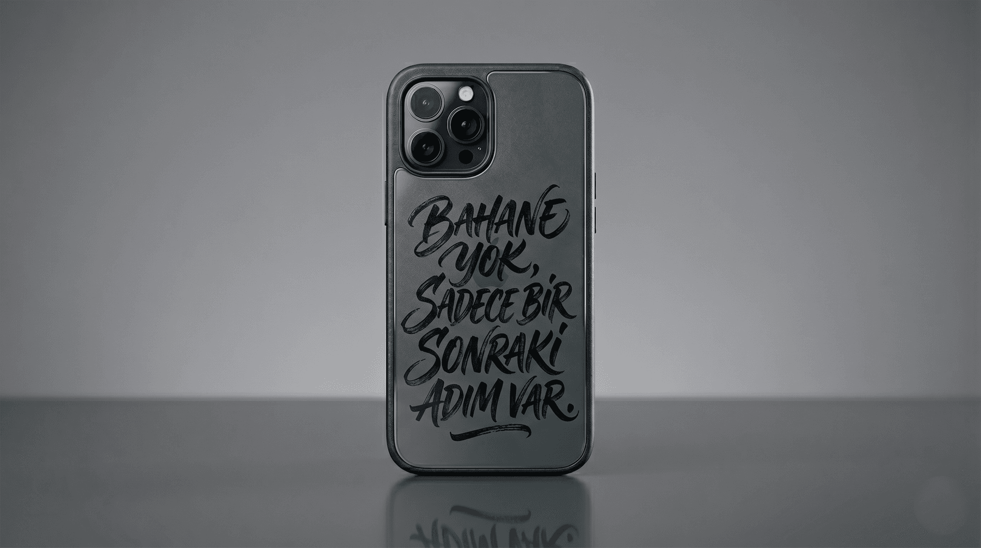 Motivasyonunu Cebinde Taşı: İlham Veren Sözlerle Kişiye Özel Telefon Kılıfı Tasarla!